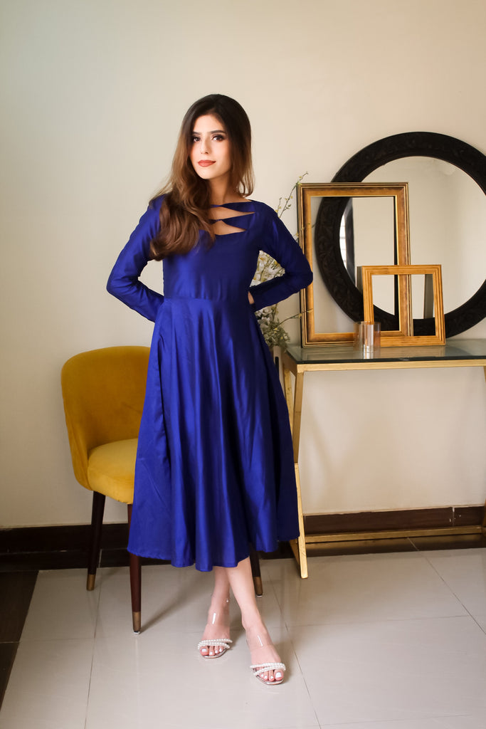 Georgette Party Wear Royal Blue Embroidered Long Gown at Rs 6500 in Mumbai