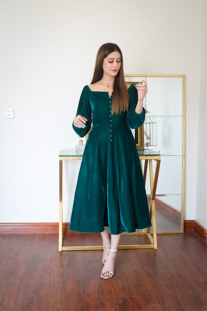 Pine Green Velvet Dress – ZoyaHussain