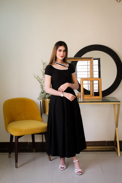 ARCADIA BLACK DRESS